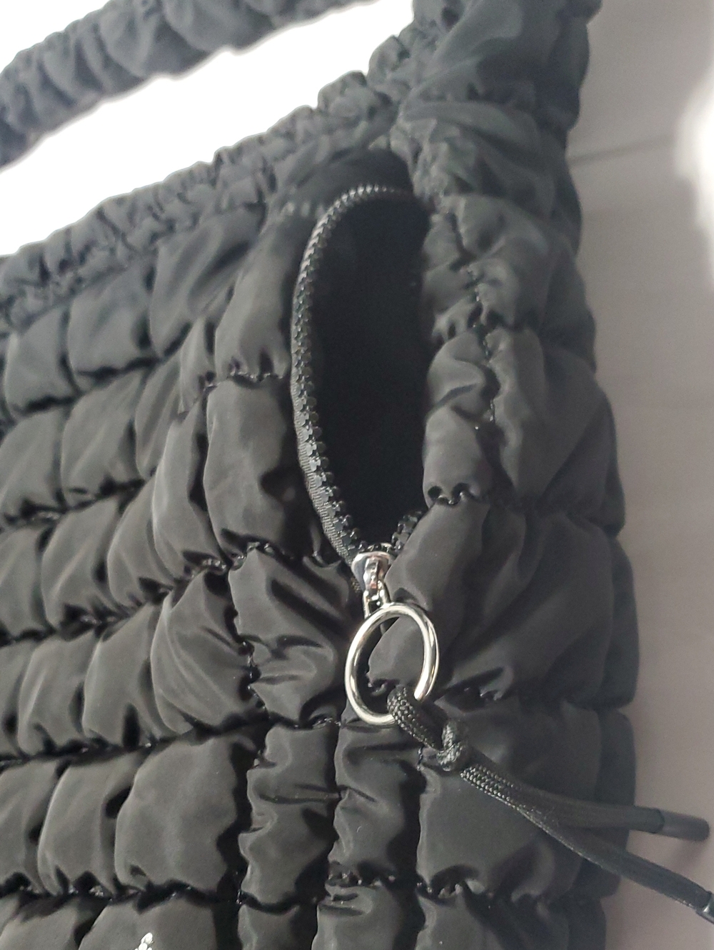 Free People Quilted Carryall Black Shoulder Bag Lightweight Travel Carry-On - Picture 7 of 16
